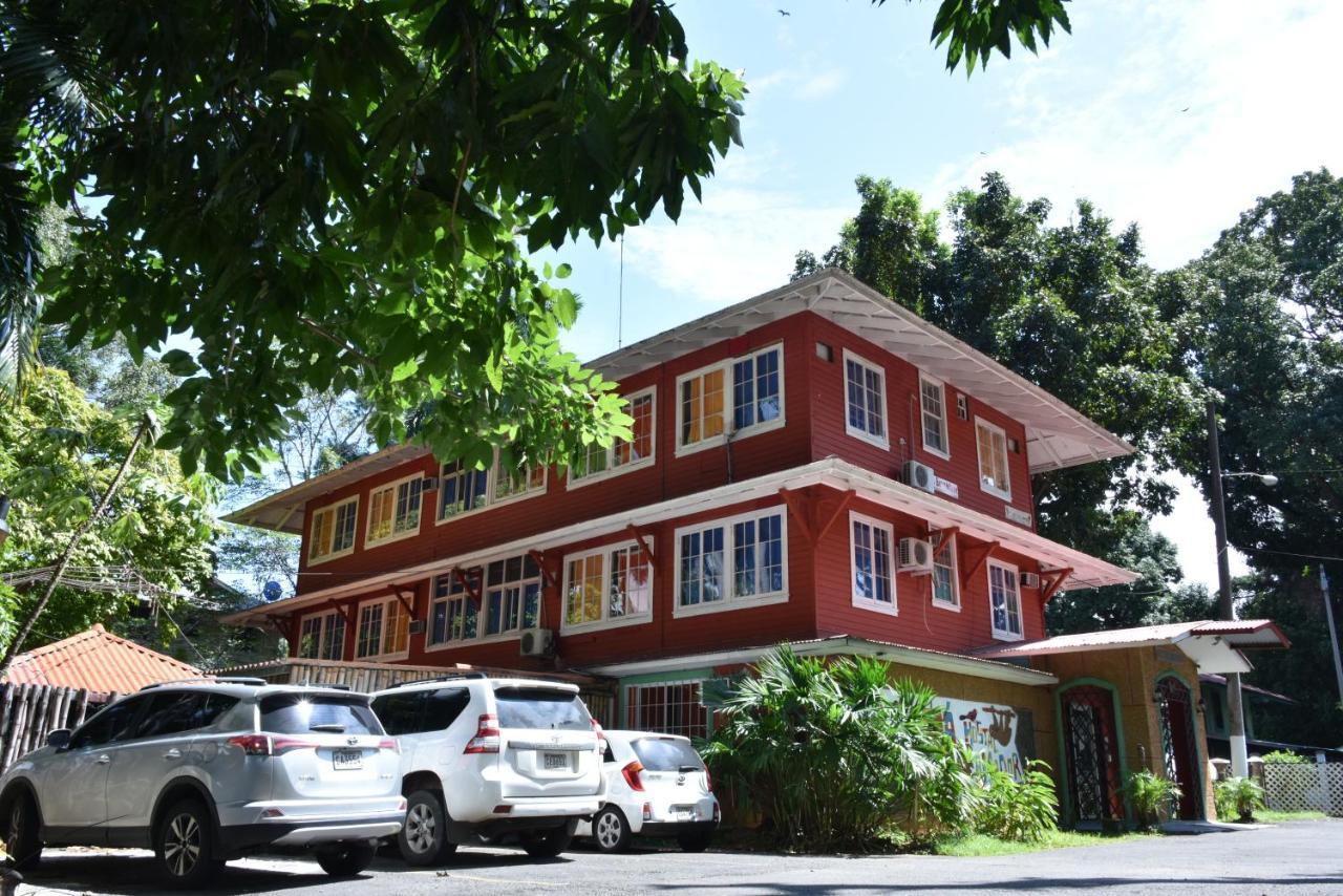 Hostal Amador Familiar Panama City Exterior photo