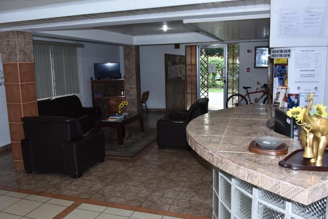 Hostal Amador Familiar Panama City Exterior photo