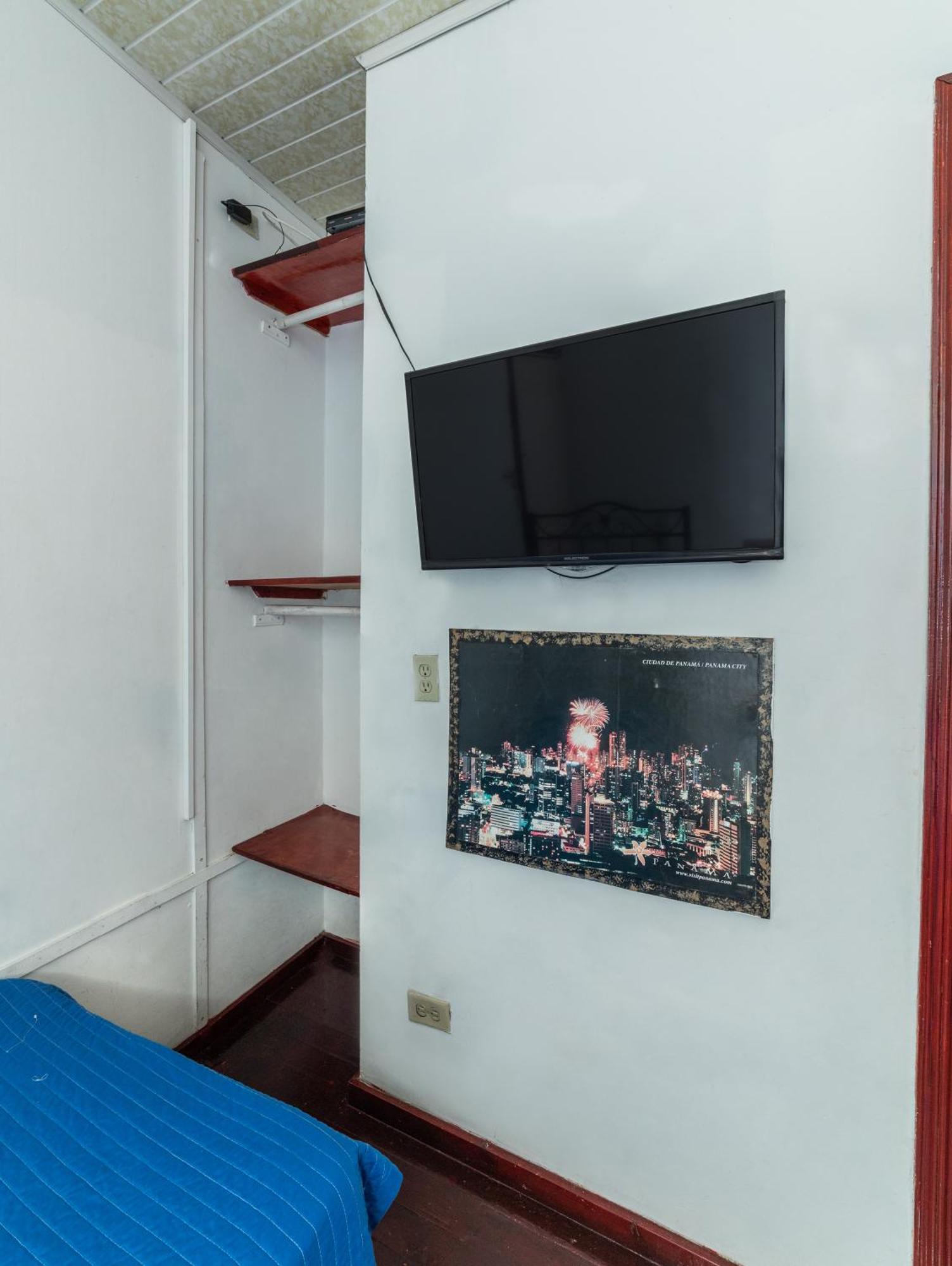 Hostal Amador Familiar Panama City Room photo